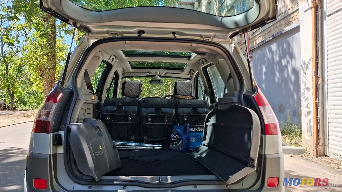 2004' Renault Scenic photo #6