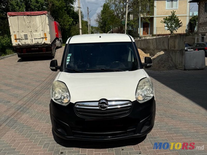 2014' Opel Combo photo #1