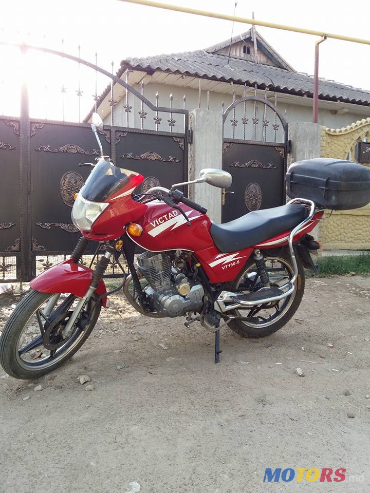 2012' Viper photo #3