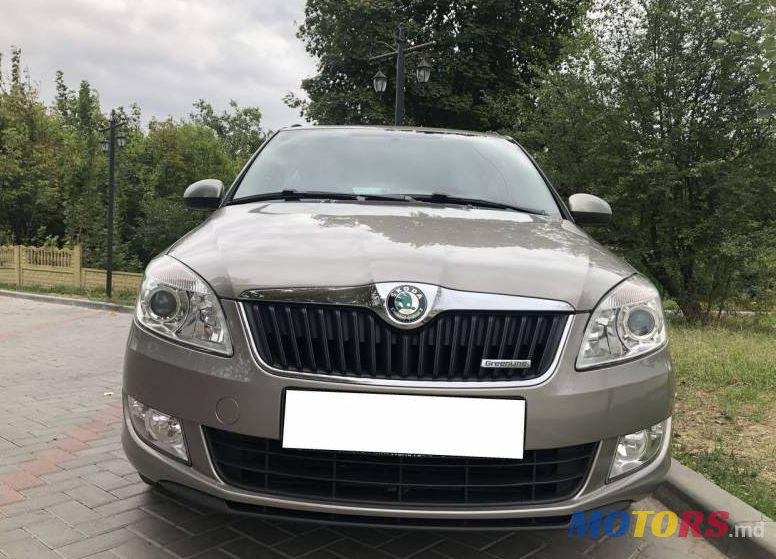 2011' Skoda Fabia photo #1