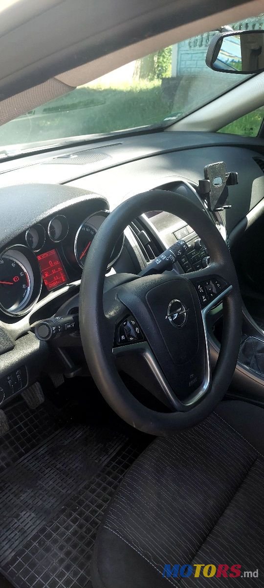2016' Opel Astra photo #2
