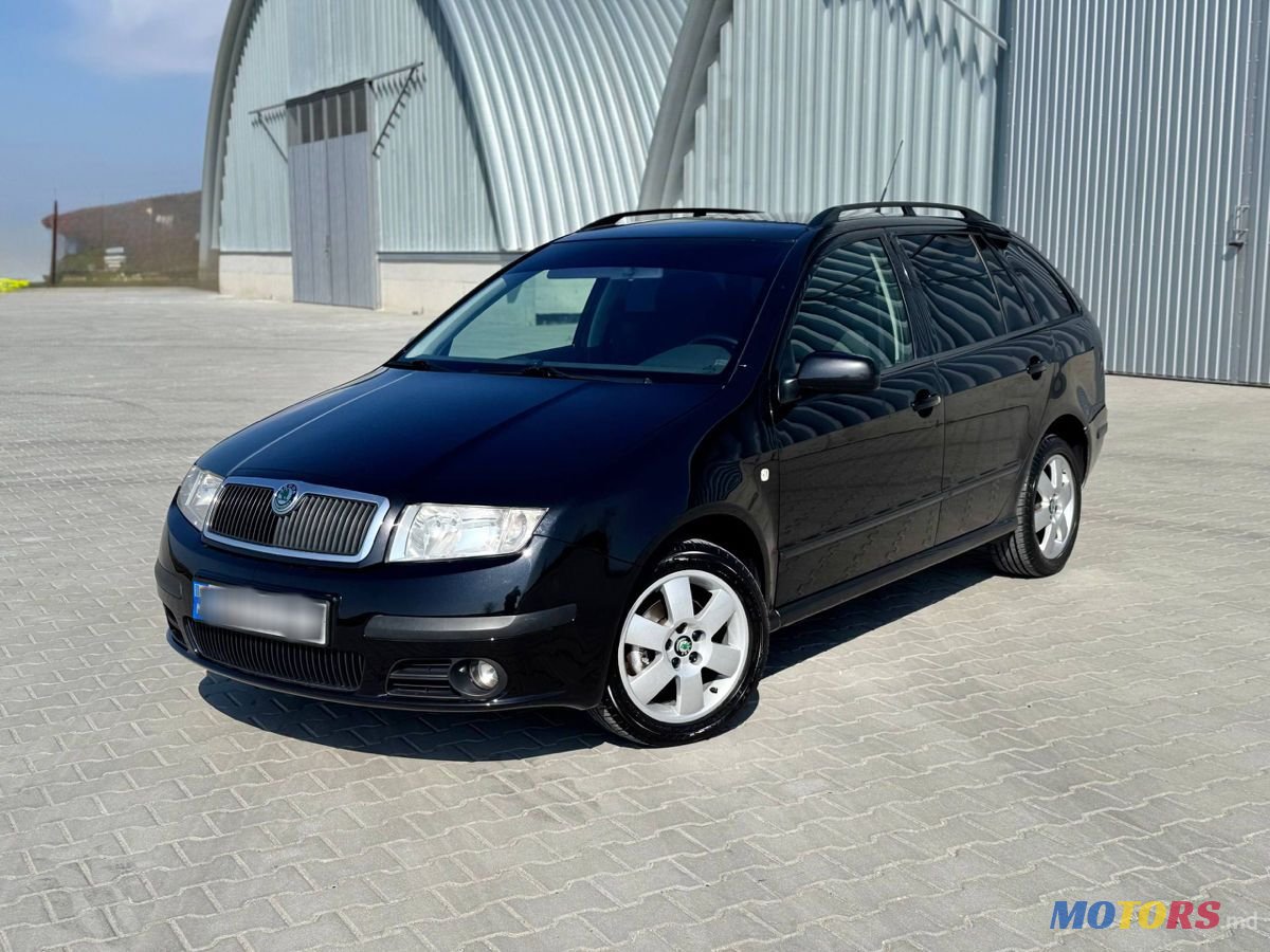 2006' Skoda Fabia photo #3