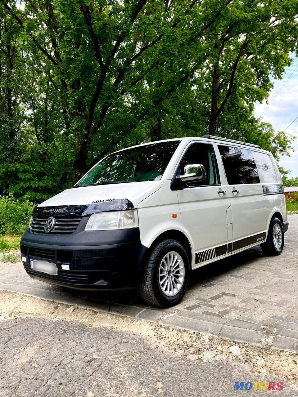 2005' Volkswagen Transporter photo #1