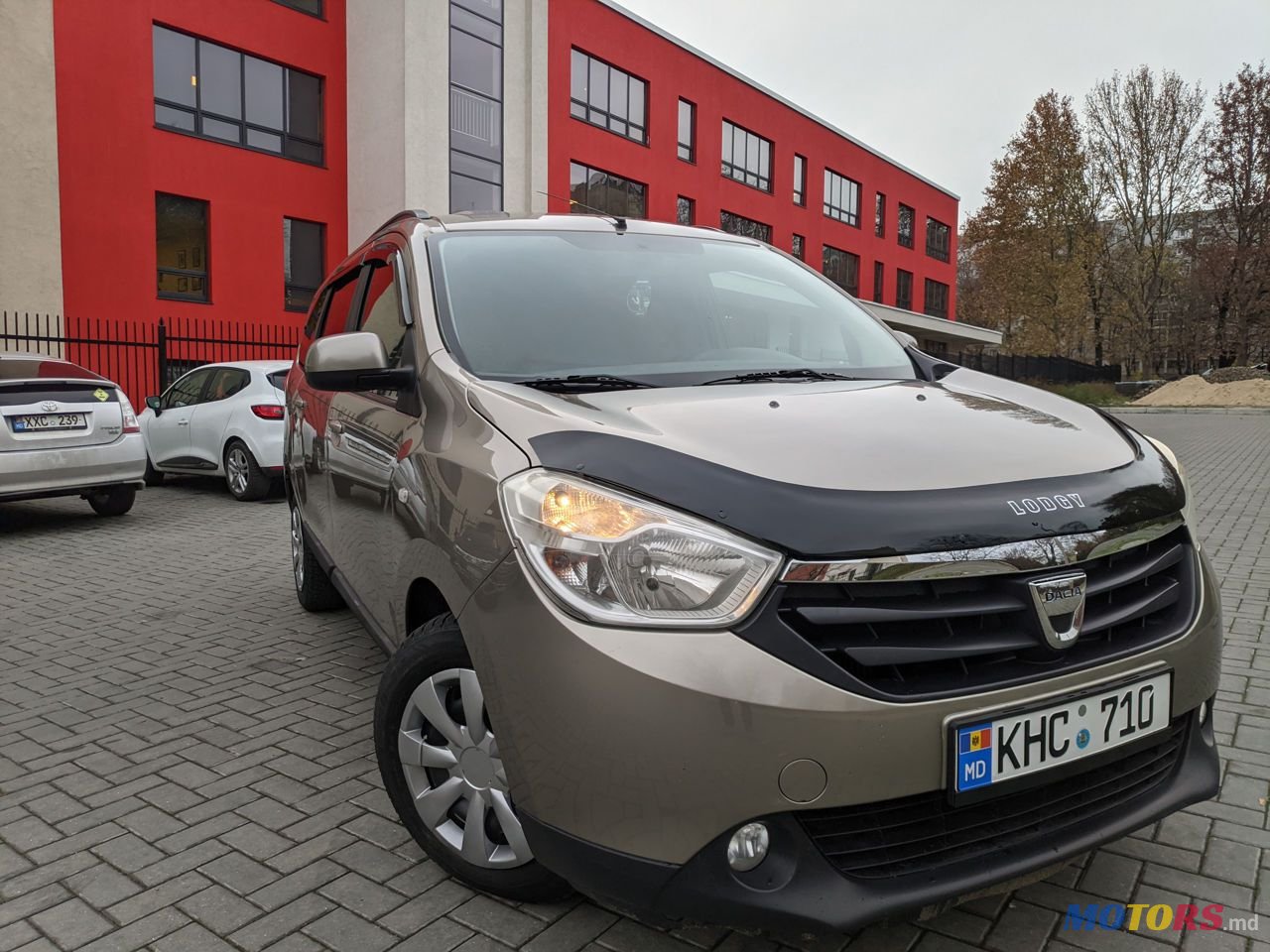 2012' Dacia Lodgy photo #1