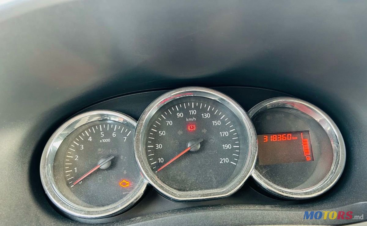 2012' Dacia Lodgy photo #6