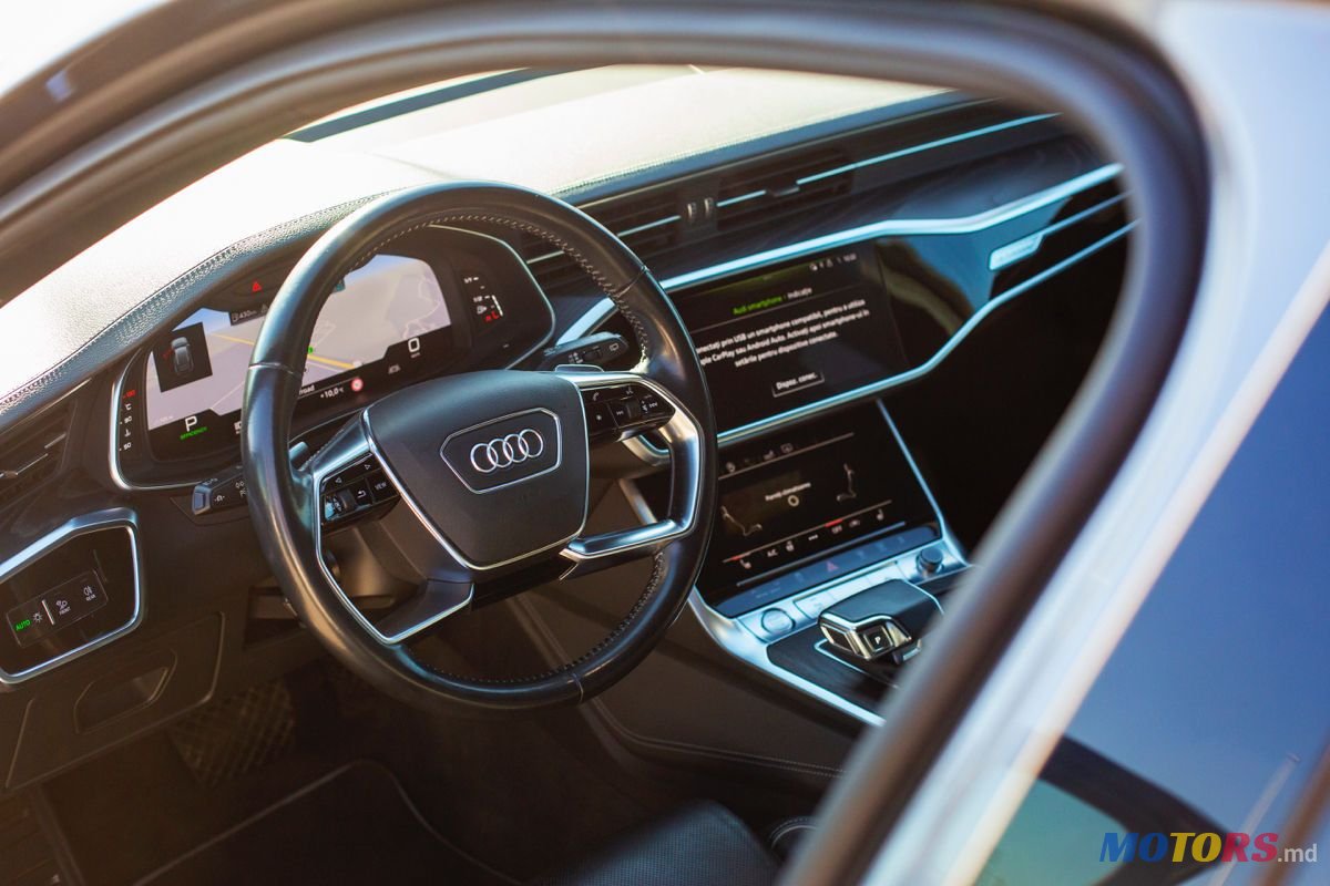 2020' Audi A6 Avant photo #5