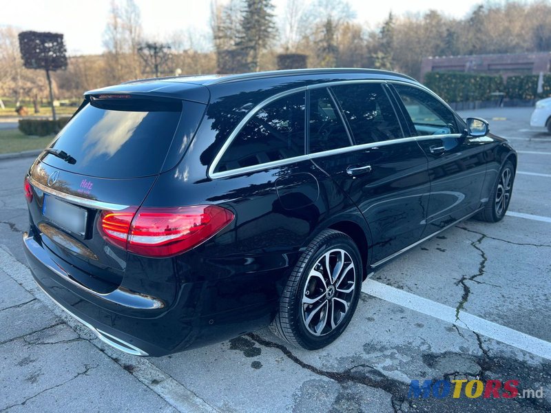 2016' Mercedes-Benz C-Class photo #4
