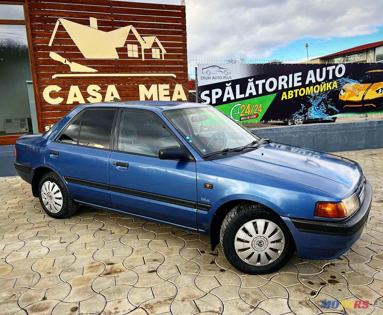 1993' Mazda 323 photo #2