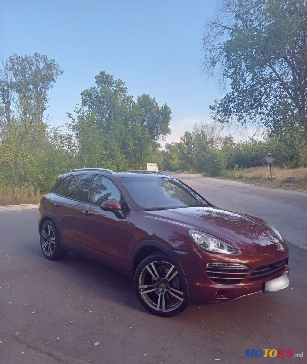 2010' Porsche Cayenne photo #1