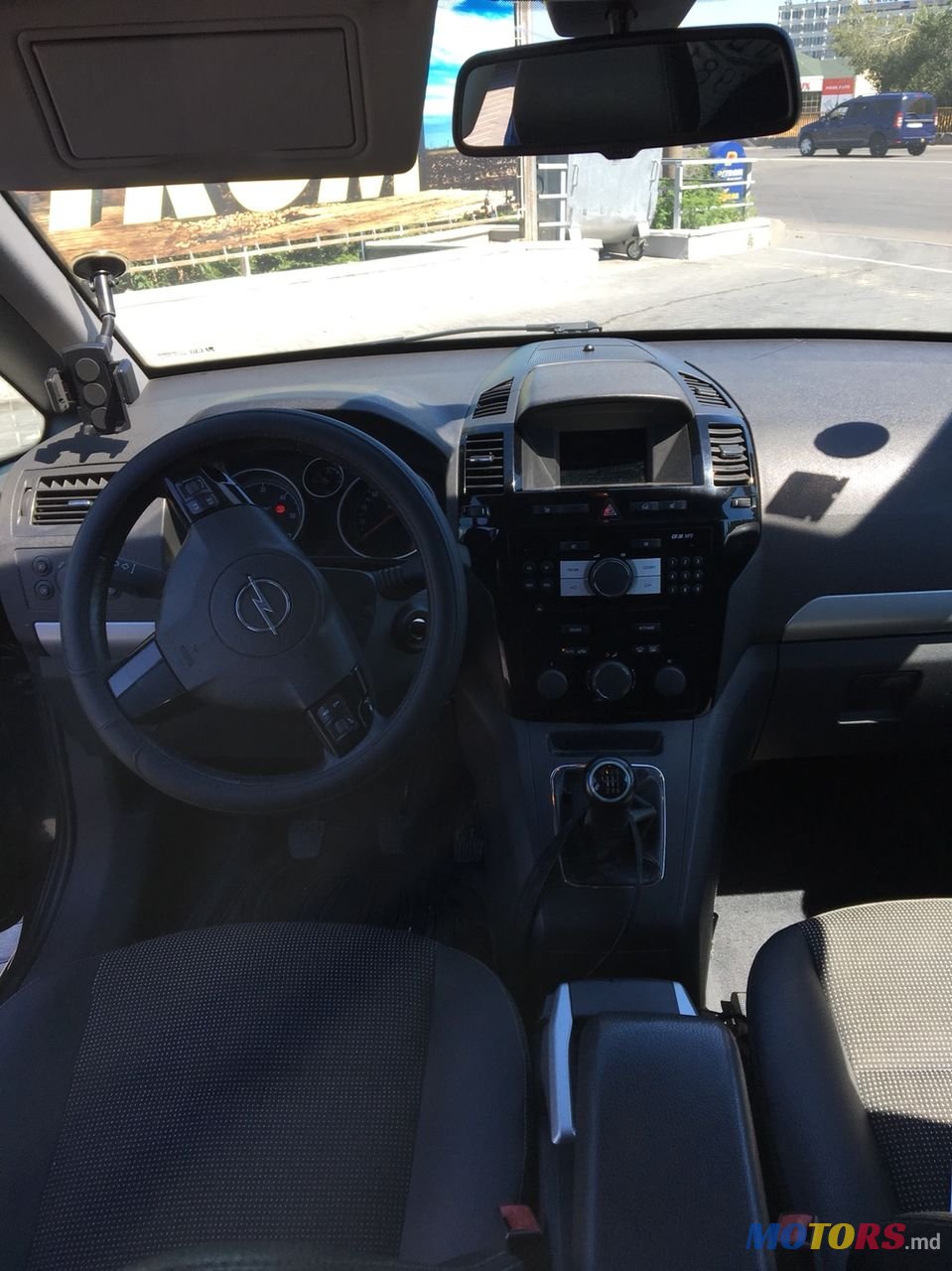 2008' Opel Zafira photo #4