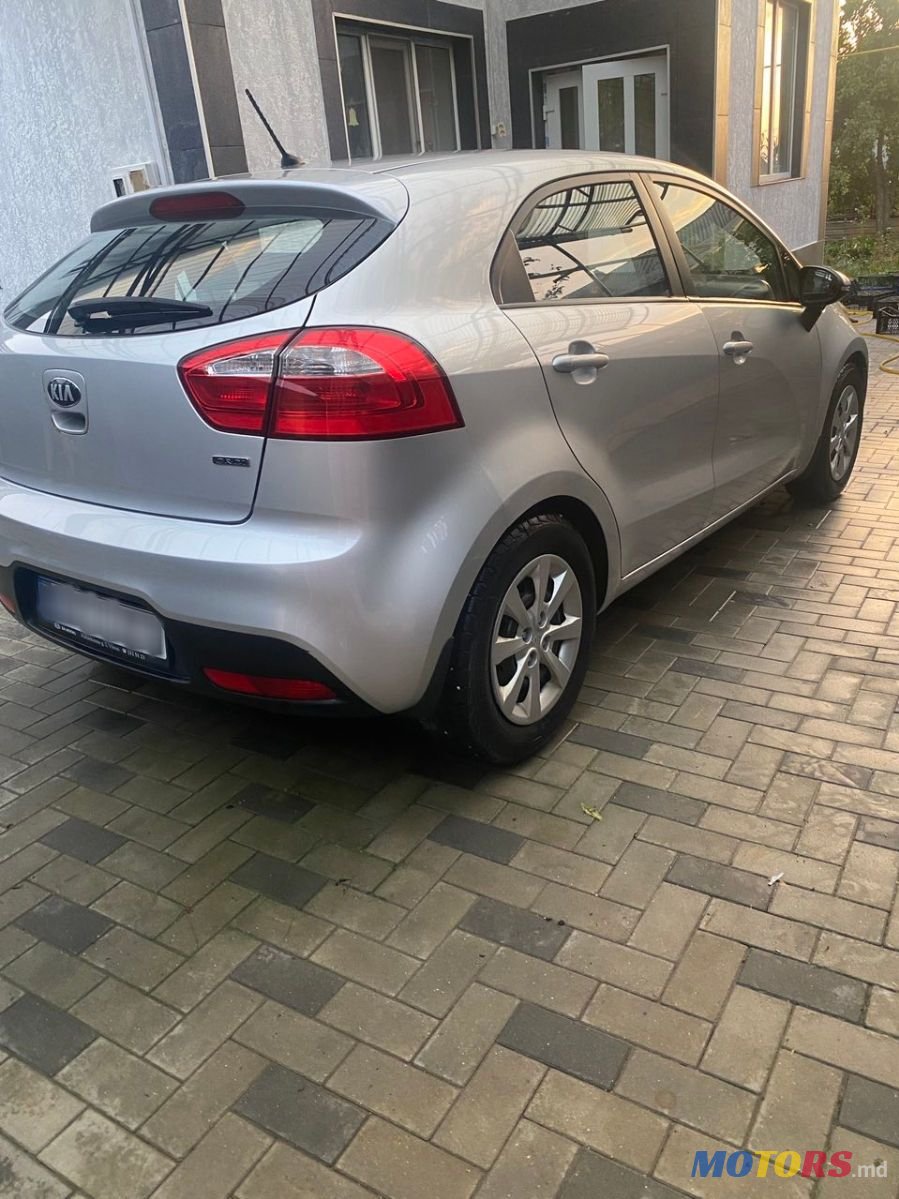 2014' Kia Rio photo #3