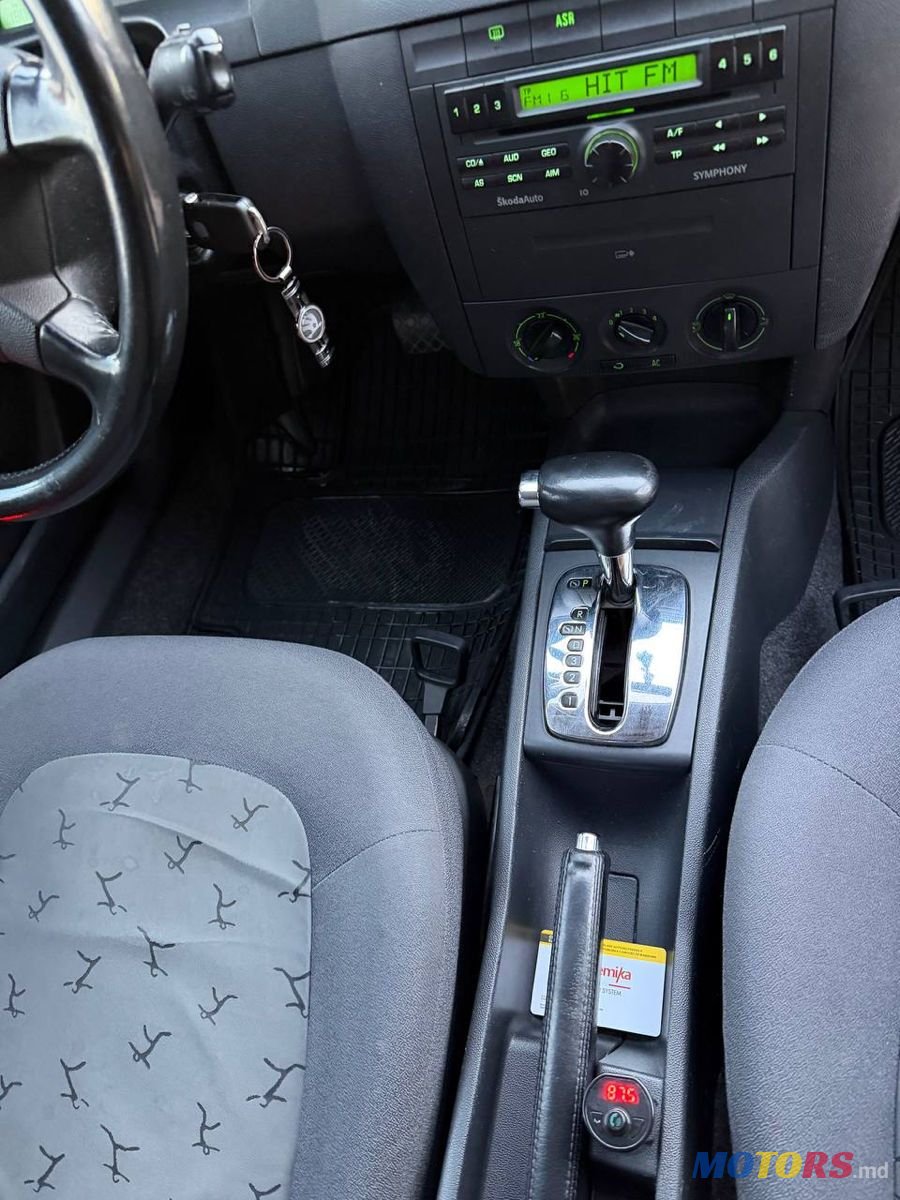 2003' Skoda Fabia photo #6