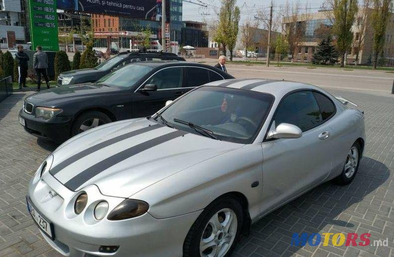 2000' Hyundai Coupe photo #1