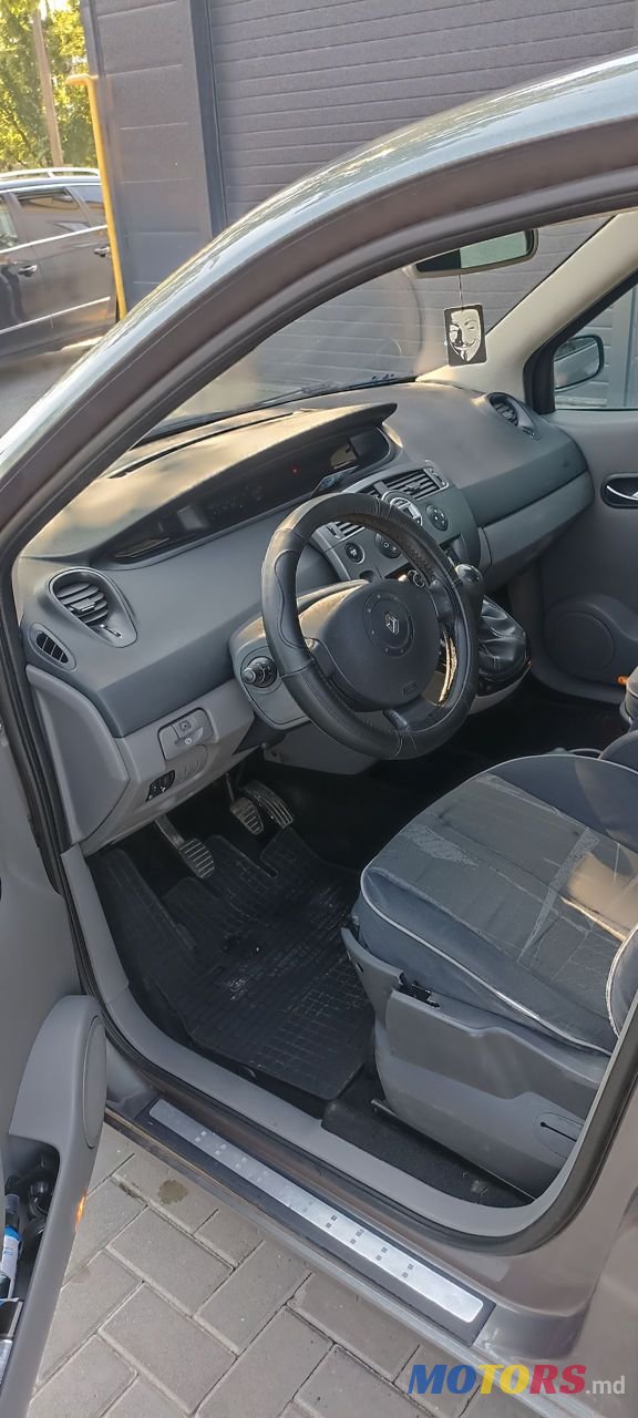 2004' Renault Scenic photo #3