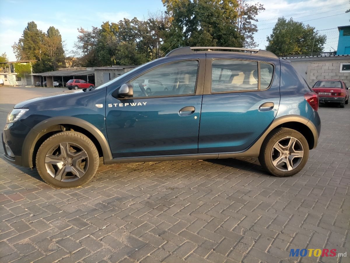 2018' Dacia Sandero Stepway photo #3