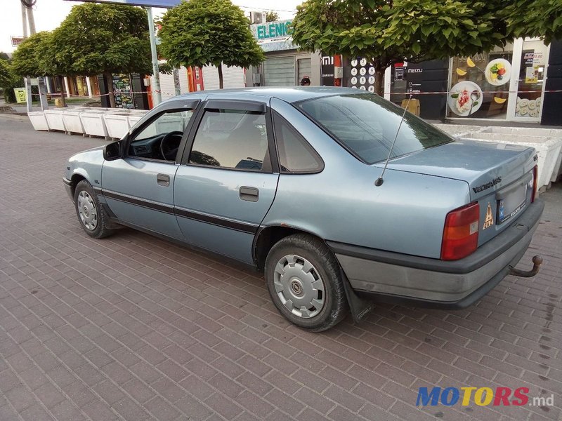 1989' Opel Vectra photo #1