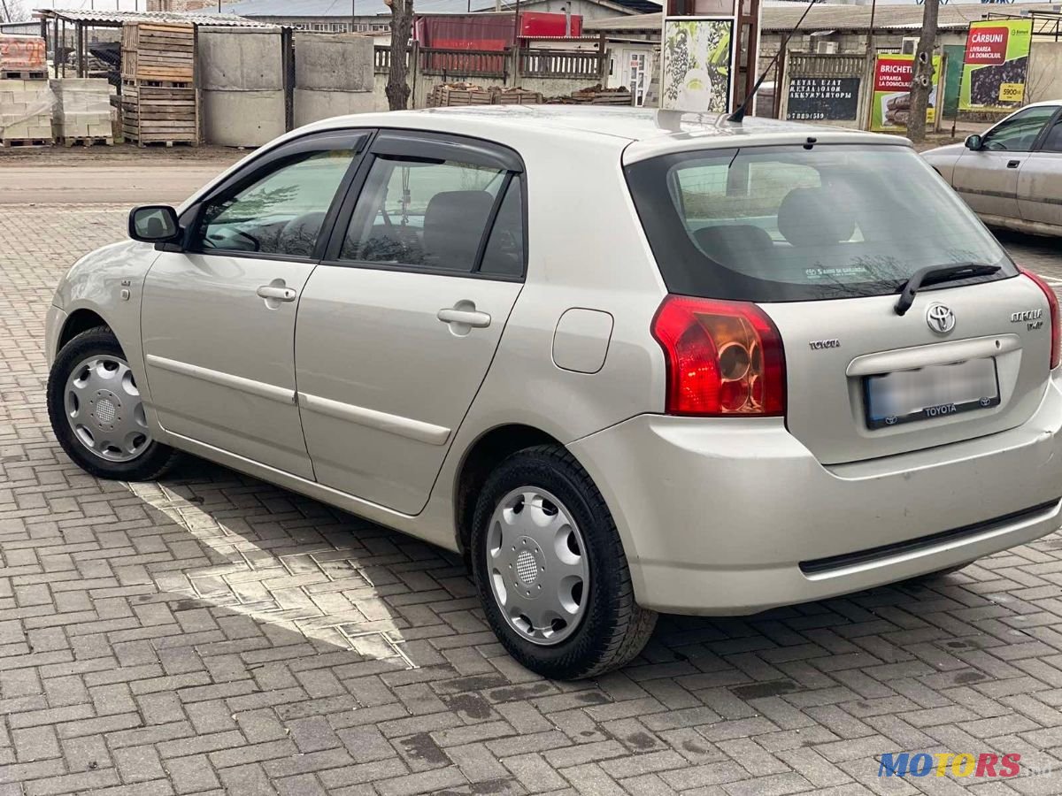 2005' Toyota Corolla photo #4