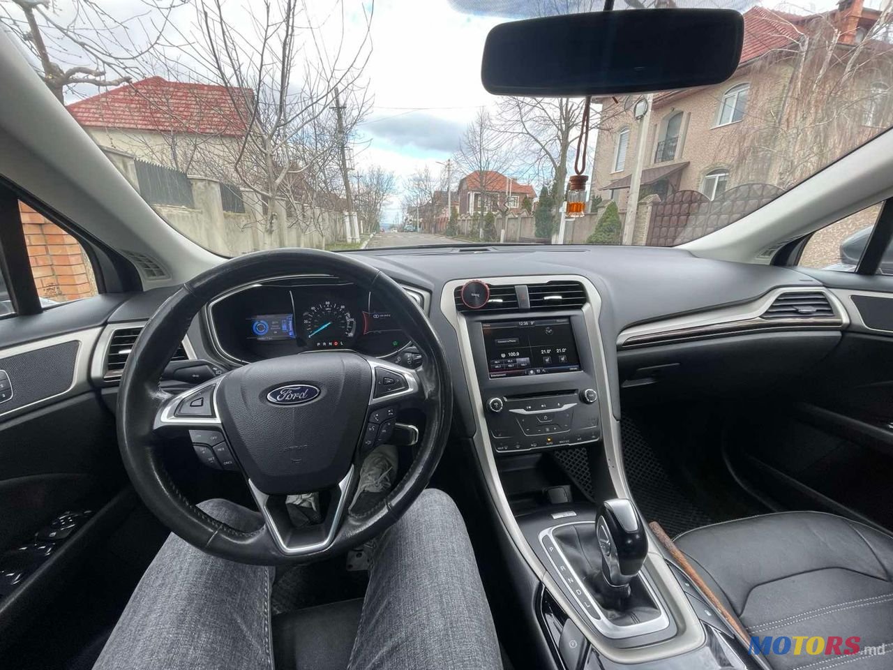 2013' Ford Fusion photo #6