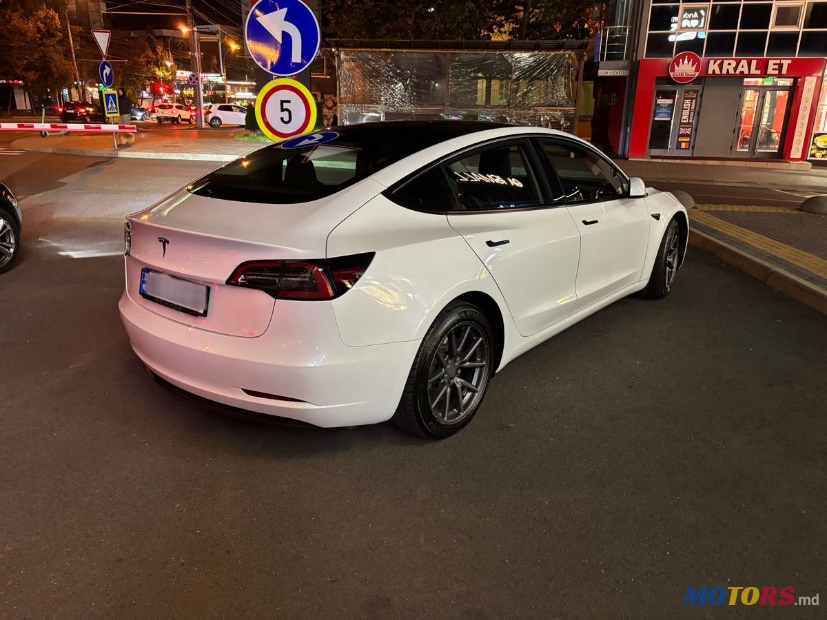 2022' Tesla Model 3 photo #2