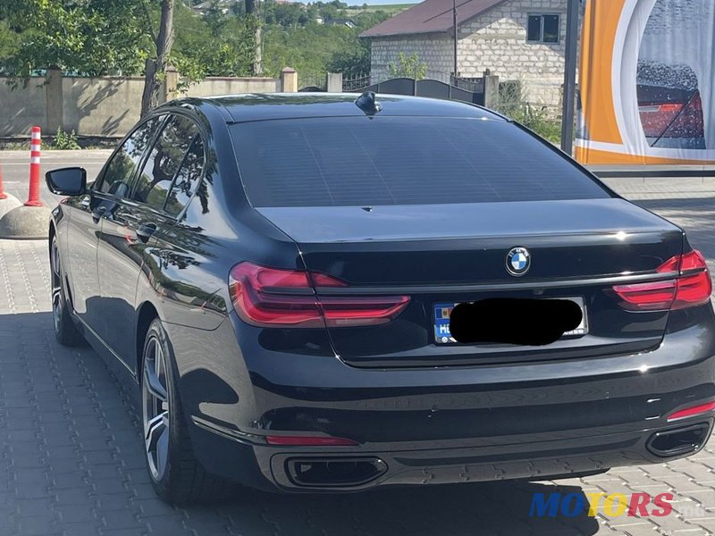 2018' BMW 7 Series photo #4