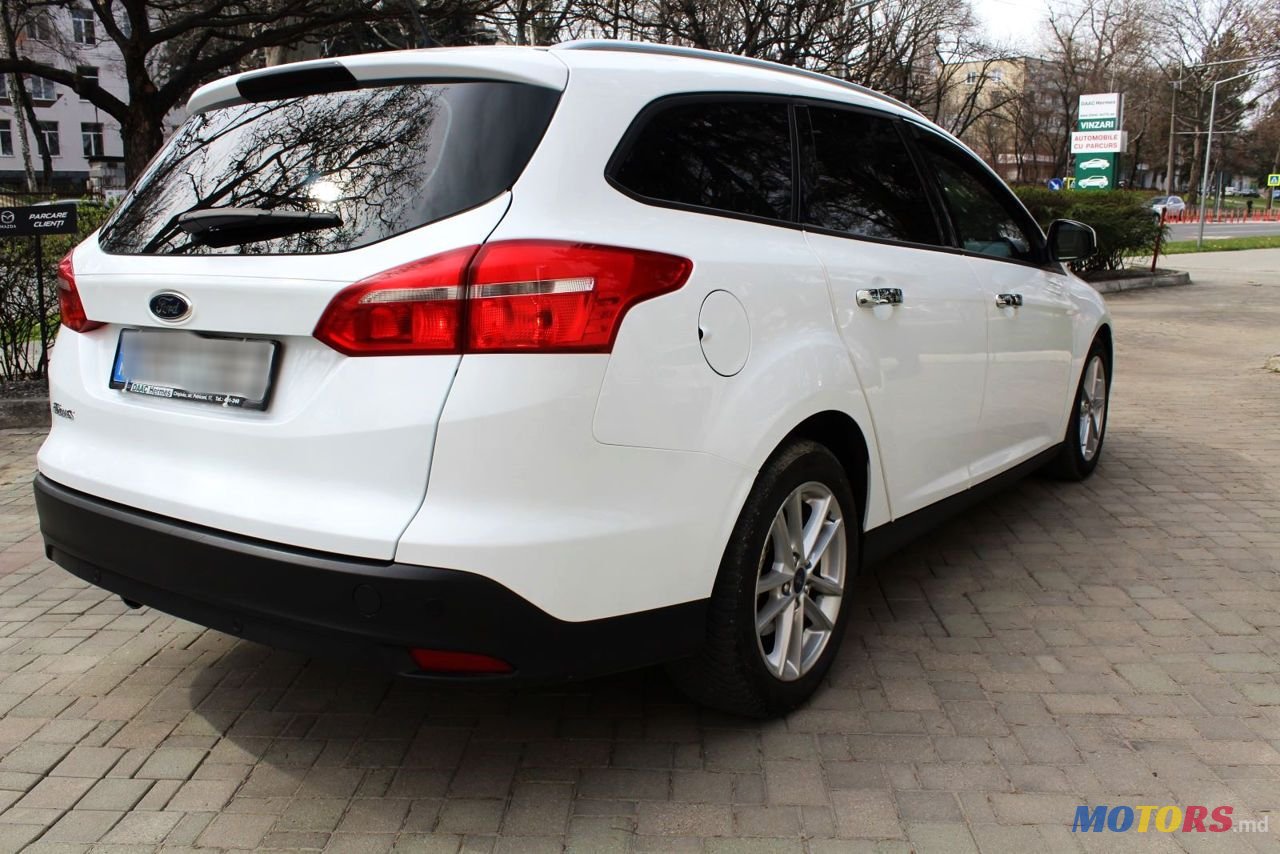 2016' Ford Focus photo #3