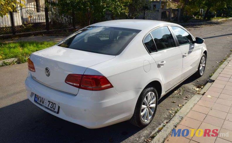 2014' Volkswagen Passat photo #4