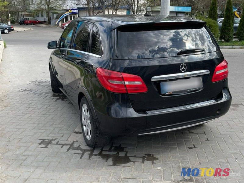 2014' Mercedes-Benz B-Class photo #5