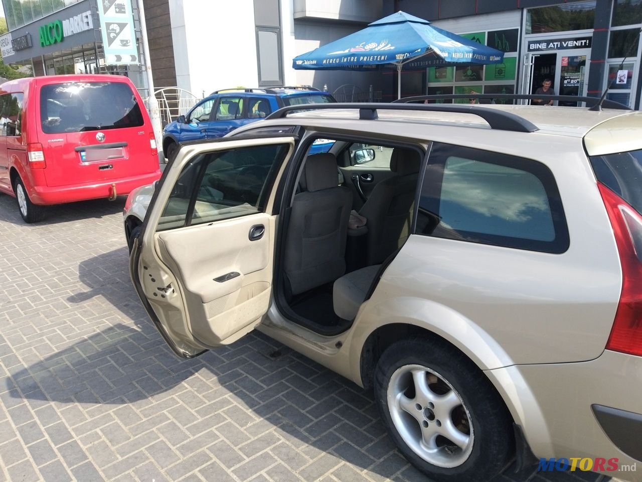 2006' Renault Megane photo #2