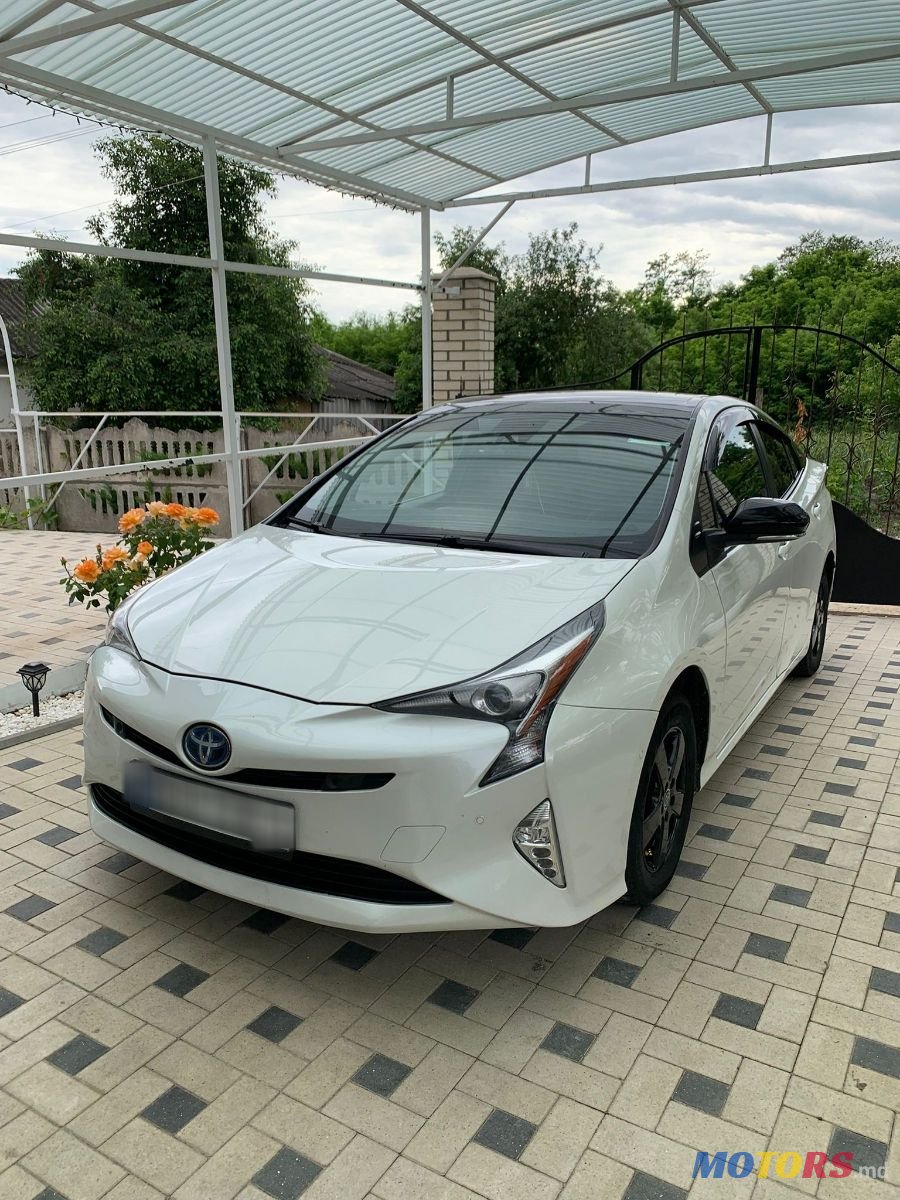 2016' Toyota Prius photo #6
