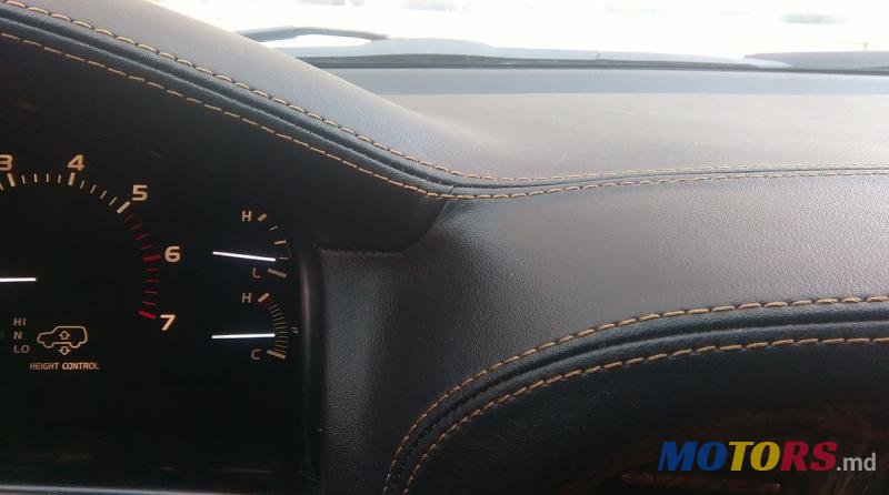 2001' Lexus LX 470 photo #2