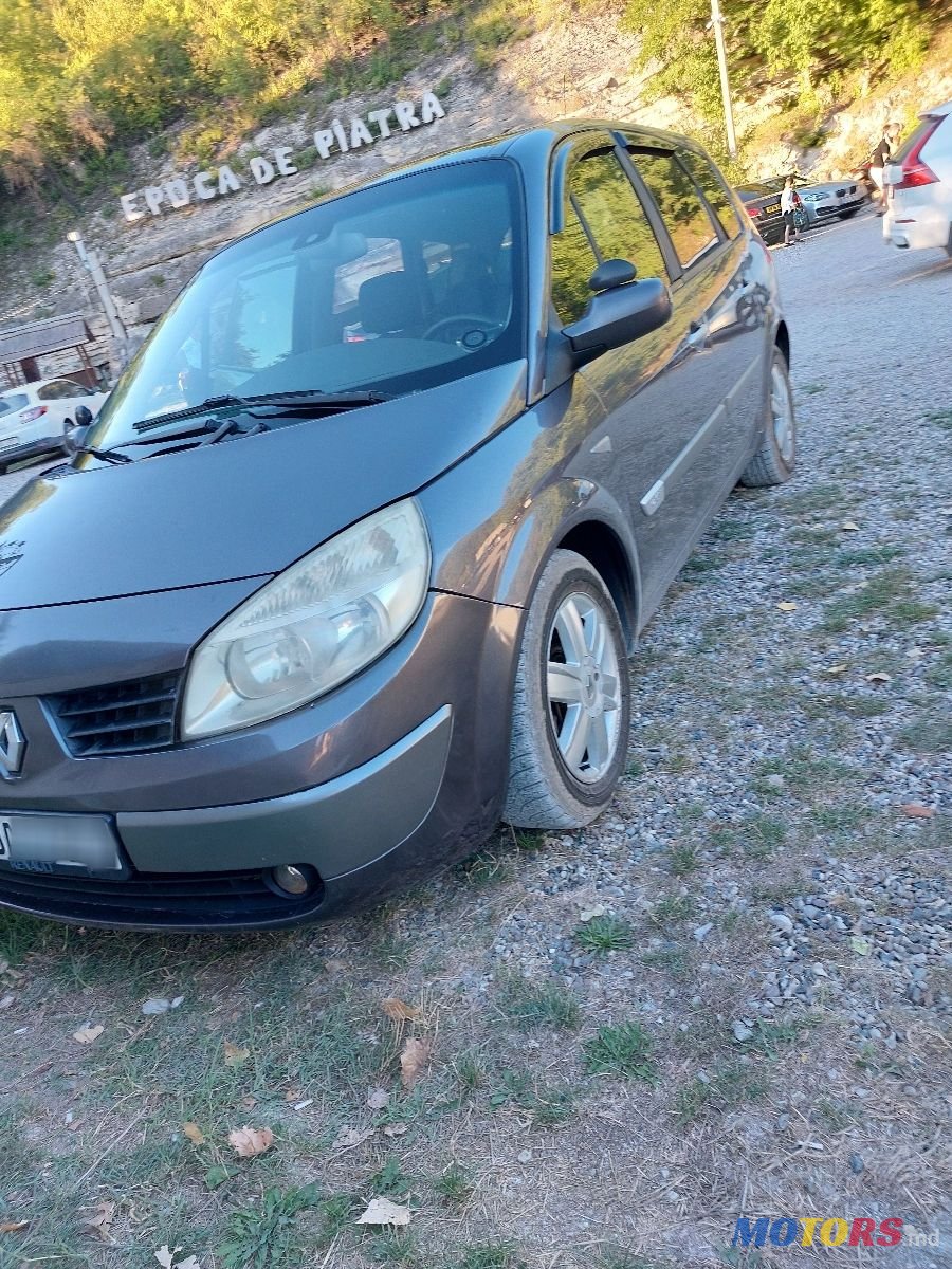 2006' Renault Grand Scenic photo #3