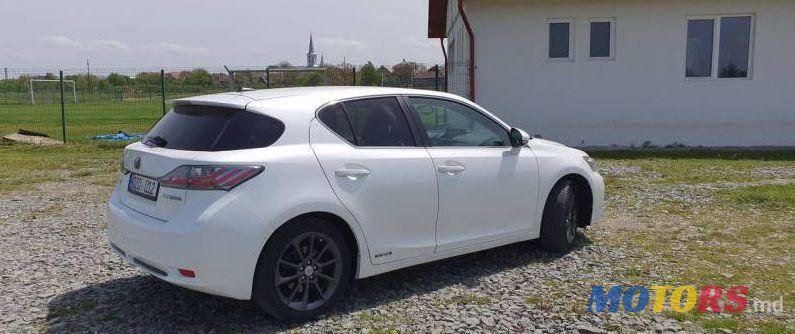 2011' Lexus CT photo #1