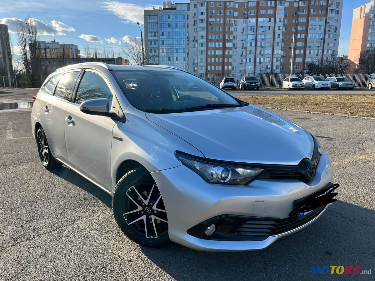 2016' Toyota Auris photo #1