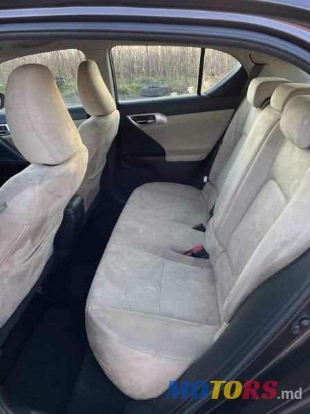 2013' Lexus CT photo #2