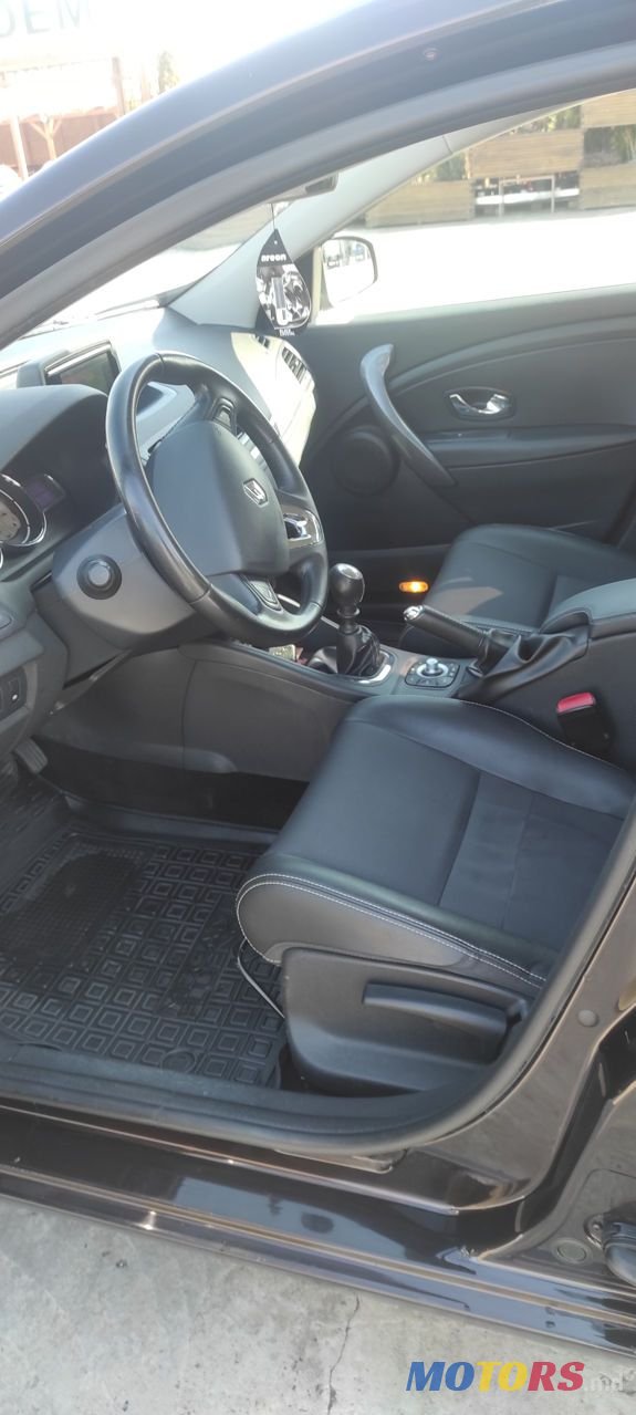 2014' Renault Megane photo #4