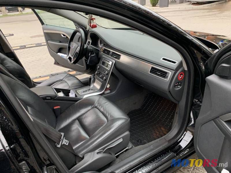 2011' Volvo S80 photo #6