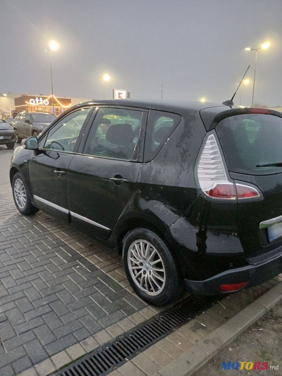 2014' Renault Scenic photo #4