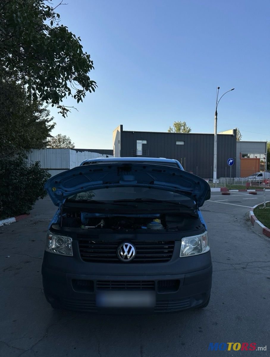 2003' Volkswagen Transporter photo #2