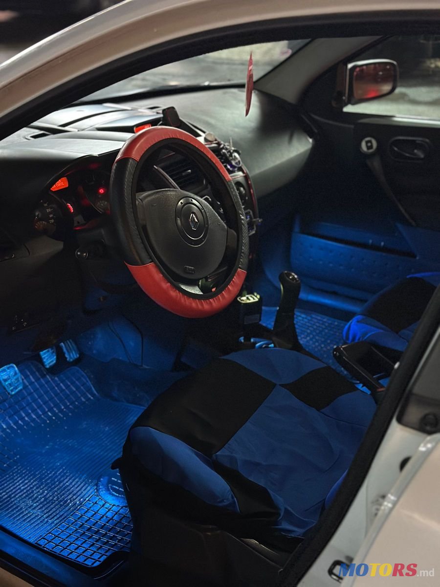 2003' Renault Megane photo #5