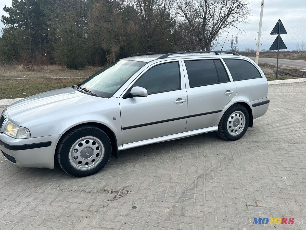 2004' Skoda Octavia photo #3