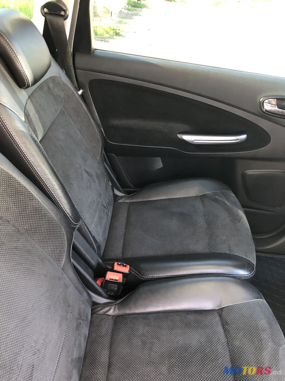 2007' Ford S-Max photo #4