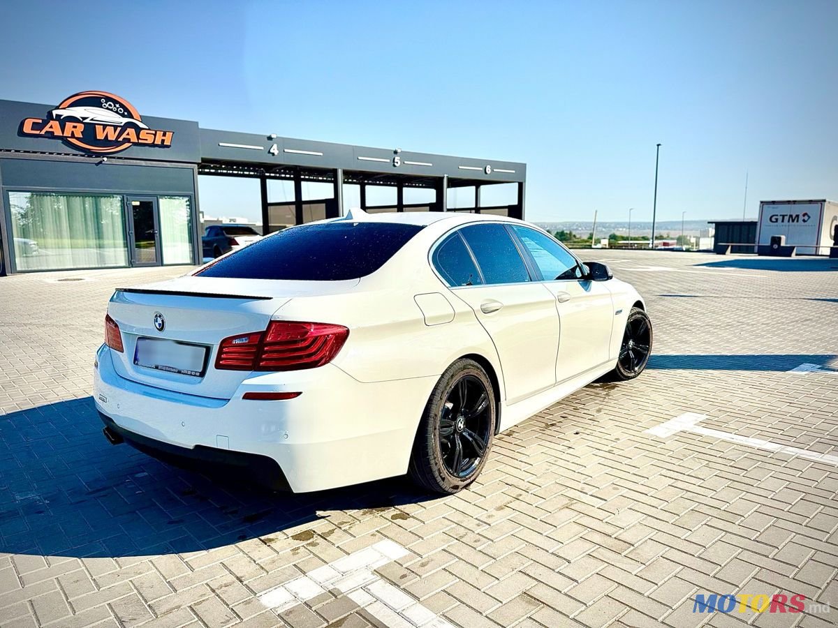 2016' BMW 5 Series photo #6
