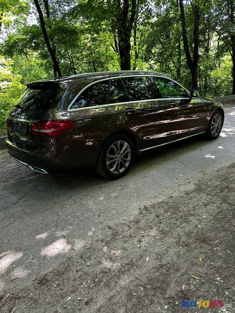 2017' Mercedes-Benz C-Class photo #4