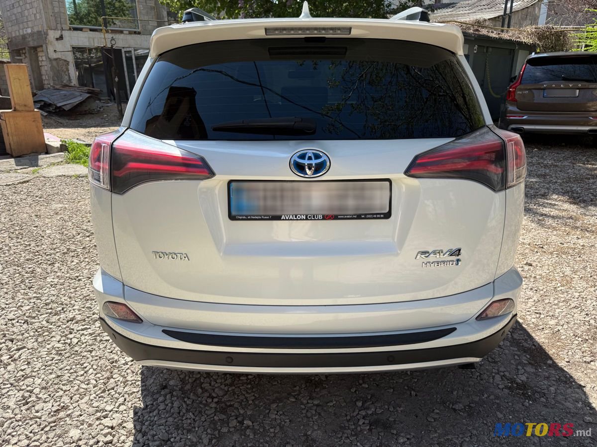 2018' Toyota RAV4 photo #4