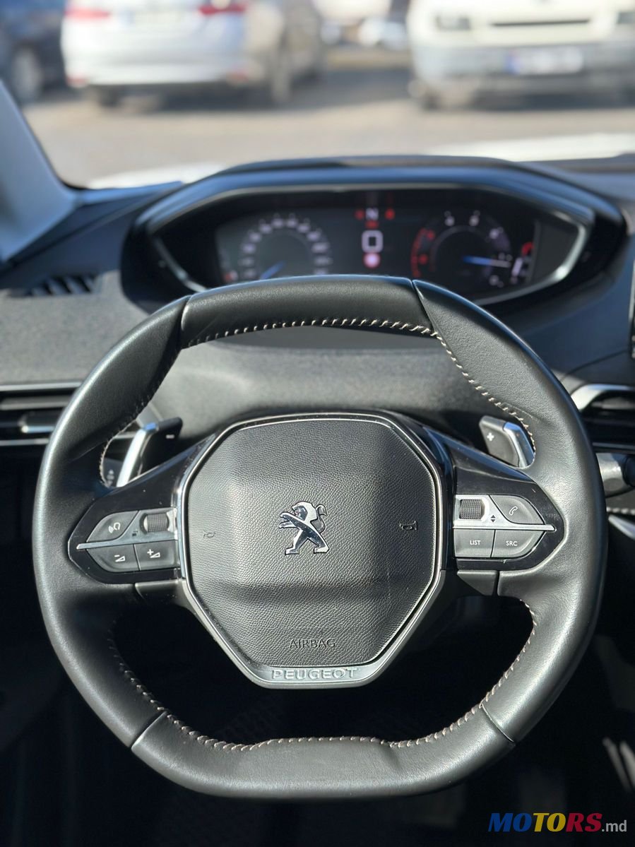 2022' Peugeot 3008 photo #6