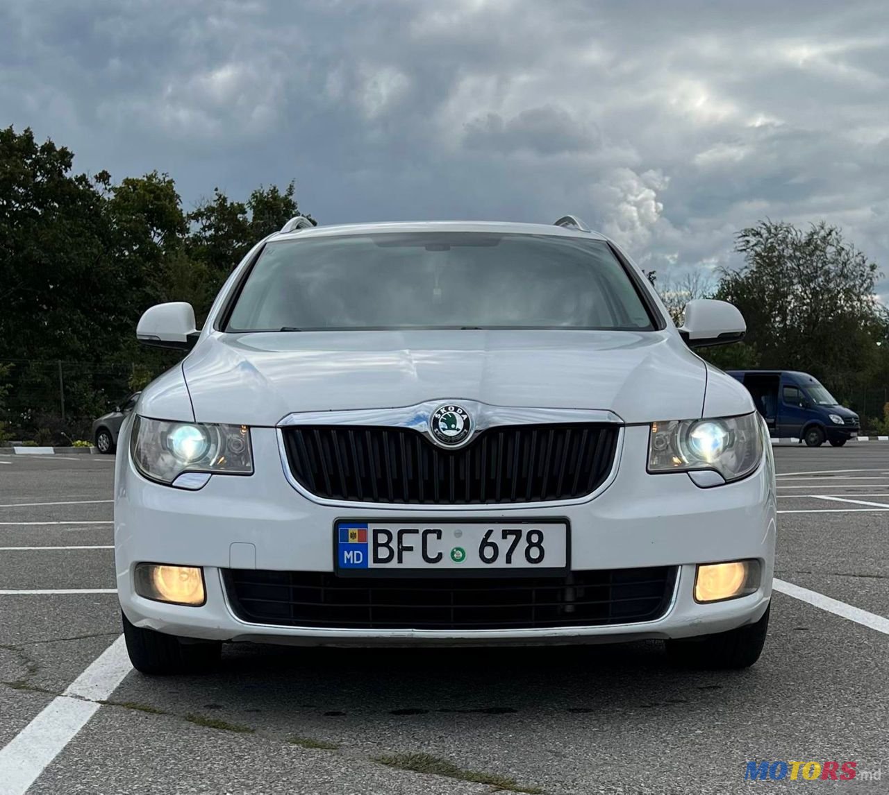 2012' Skoda Superb photo #4