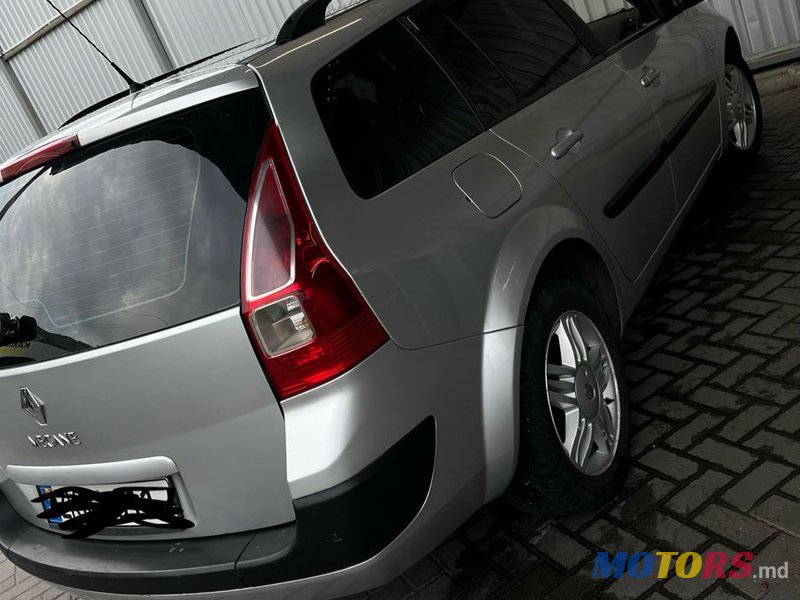 2007' Renault Megane photo #3
