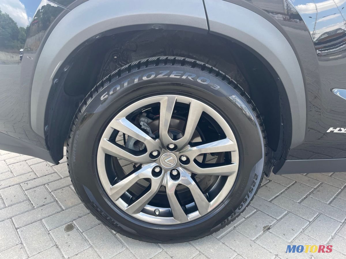 2017' Lexus Nx Series photo #6