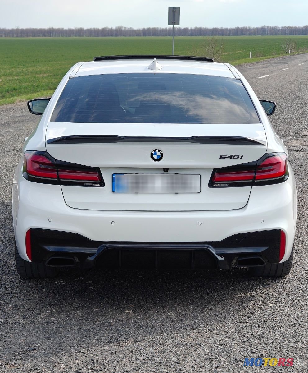 2018' BMW 5 Series photo #5