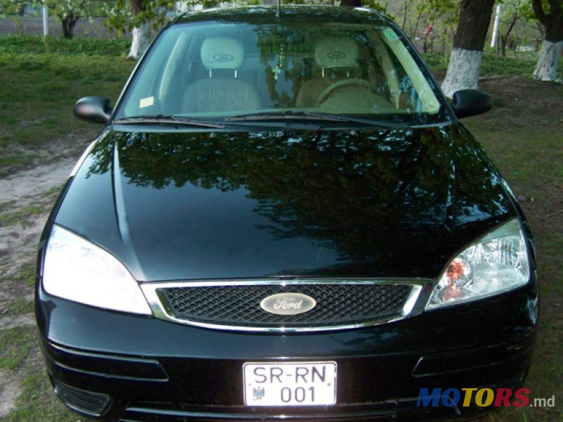 2005' Ford Focus photo #1